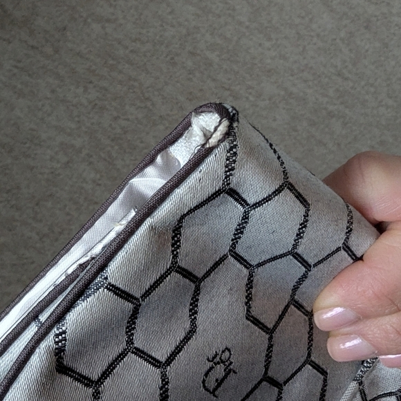 Dior Jacquard Cosmetics Hanging Toiletry Bag - Picture 14 of 14